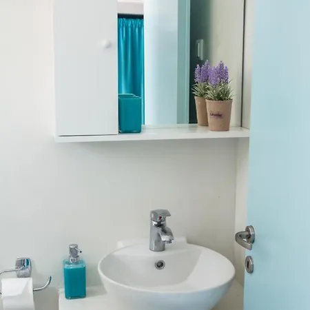 Cactus Paros Affittacamere Logaras