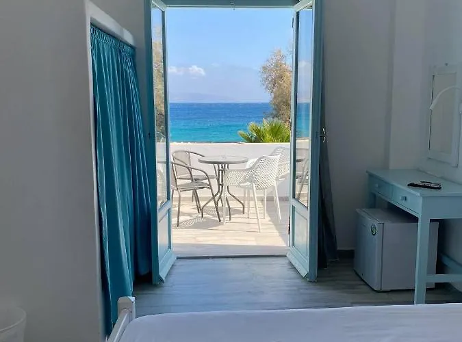 Cactus Paros Πανσιόν